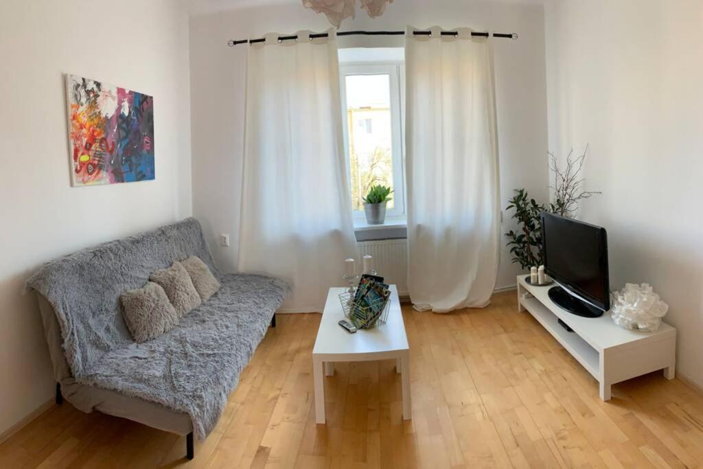 Tichý apartmán blízko centra Appartamento Trenčín Esterno foto